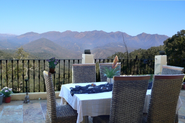 house in La Mairena, Marbella
