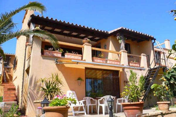 Villa with terrace and garden