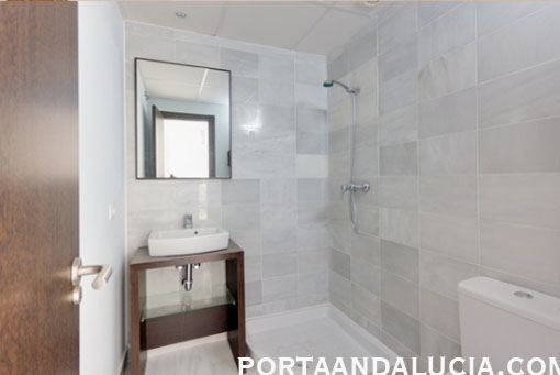Bathroom with bathtub