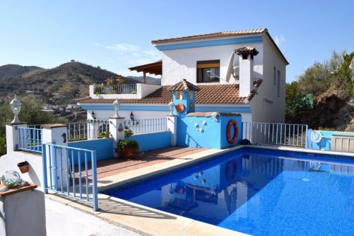 house in Comares for sale