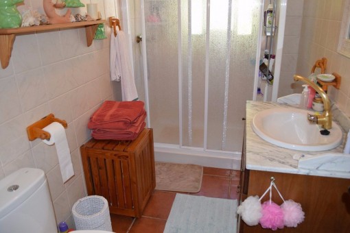 Bright bathroom