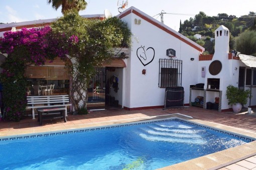 Rustic finca with spacious pool and mountain views in Torrox, Málaga