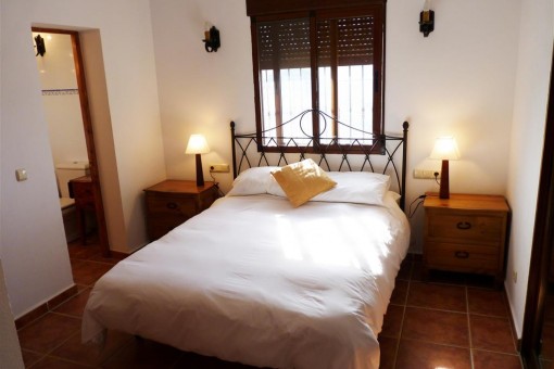 Another bedroom
