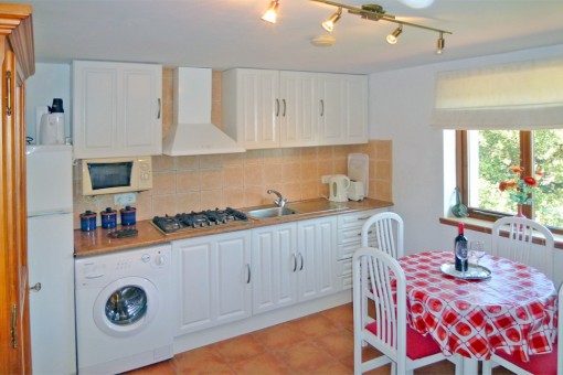 Open kitchen with washing machine
