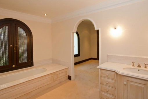 Bathroom with wooden covering