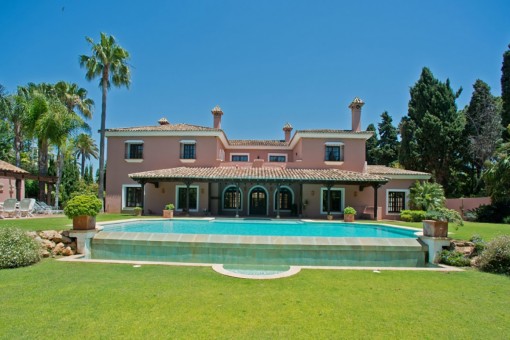 Pool area with garden