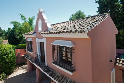 House views with balcony