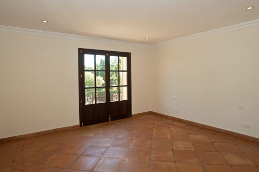 Living area with balcony