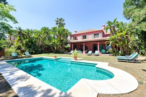villa in Elviria