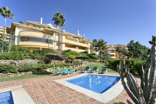 apartment in Elviria