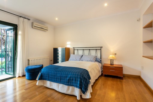 Bedroom with french balcony