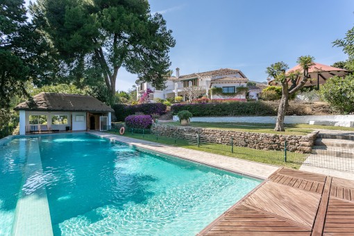 Mediterranean mansion in privileged location near the sea in Benalmadena