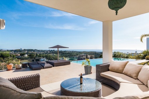 Well-tended outdoor area