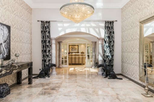 Unique entrance area