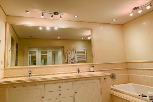 One of 3 bathrooms