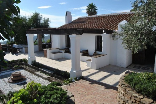 finca in Sayalonga