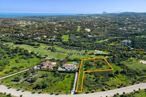 Plot of land nearby the sea