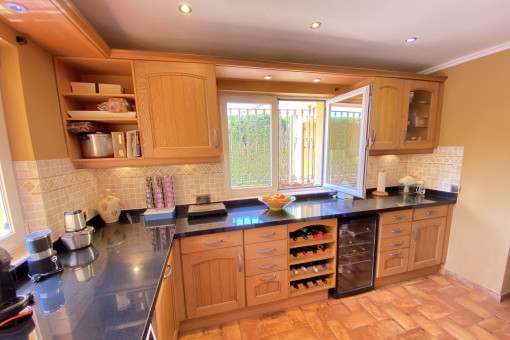 Fully equipped kitchen