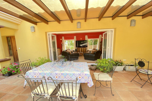 Outdoor dining area