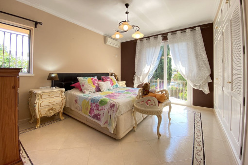 One of 5 bedrooms
