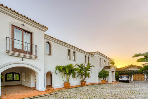 Elegant and unique property